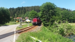 Bauzug auf der Strecke Cham – Bad Kötzting – Lam
